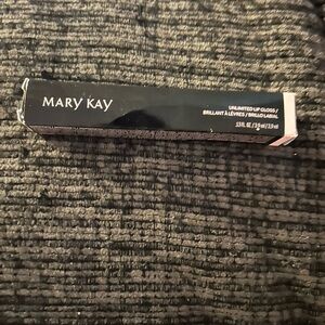 Mary Kay Unlimited Lip Gloss
